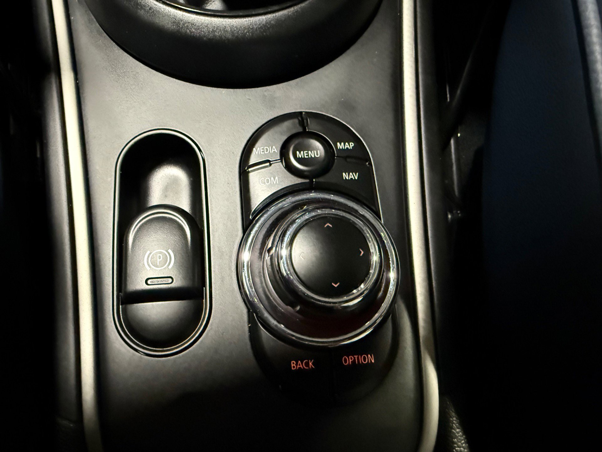 Used 2023 MINI Cooper Countryman S w/ Signature Upholstery Package image 37