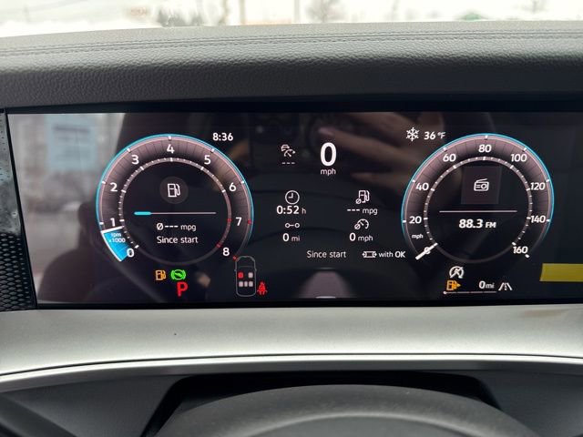 New 2026 Volkswagen Tiguan SE R-Line image 8