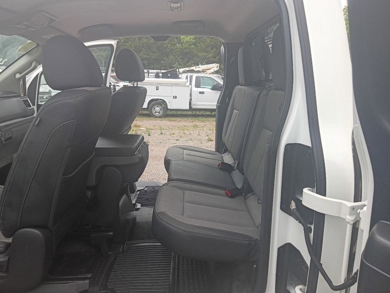 Used 2019 Nissan Titan S w/ S Utility Package RWD image 21