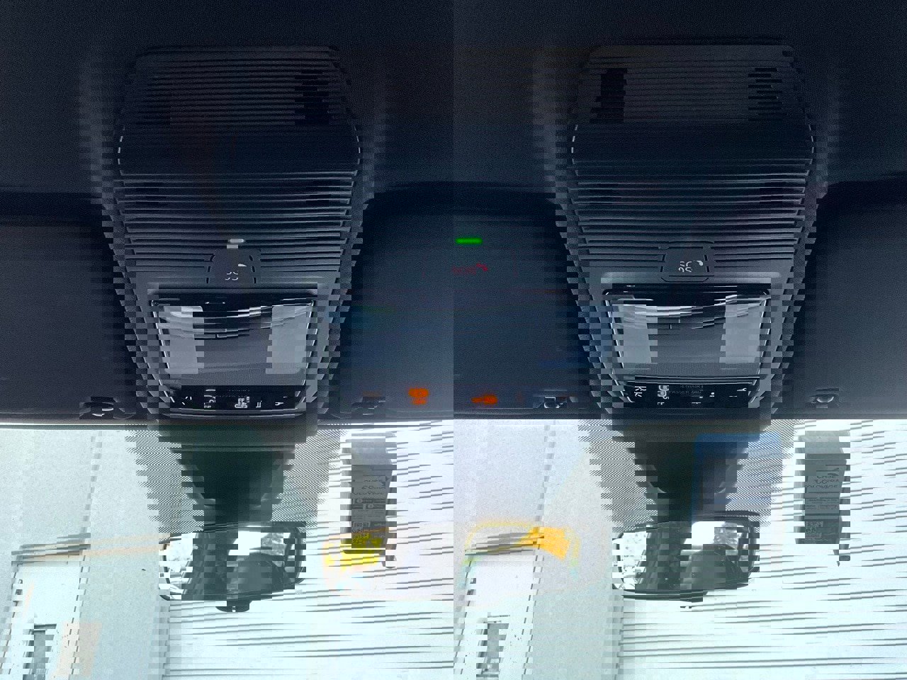 Used 2025 Volkswagen Atlas Cross Sport SE image 16