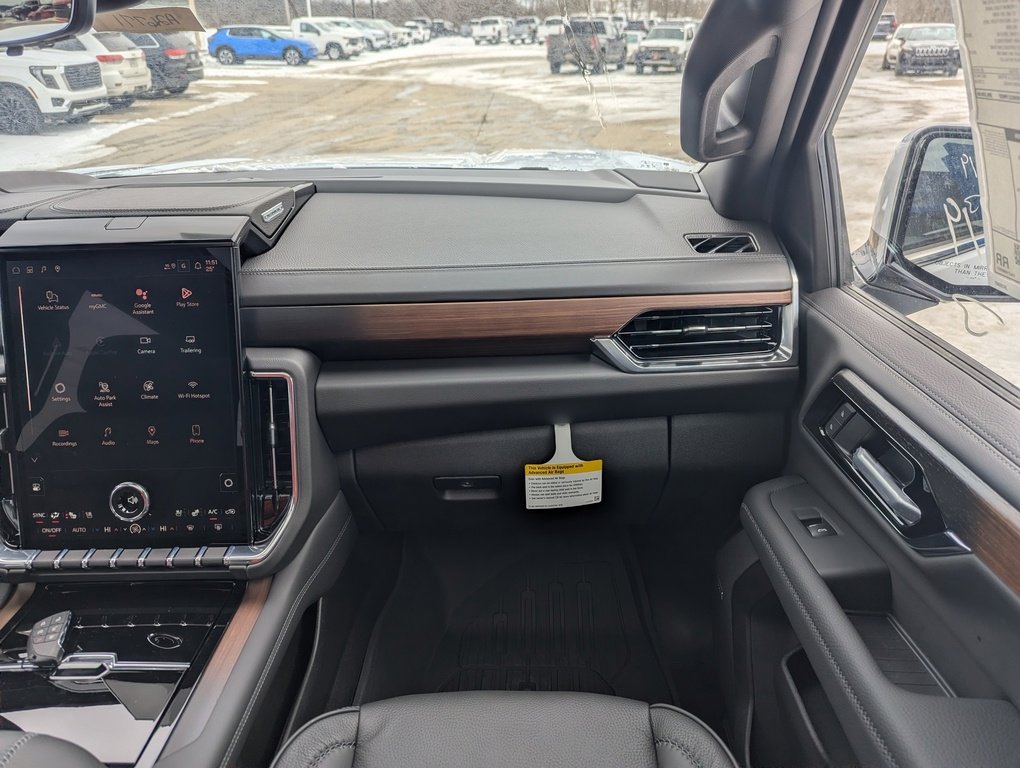 New 2026 GMC Yukon Denali w/ Advanced Technology Package image 4