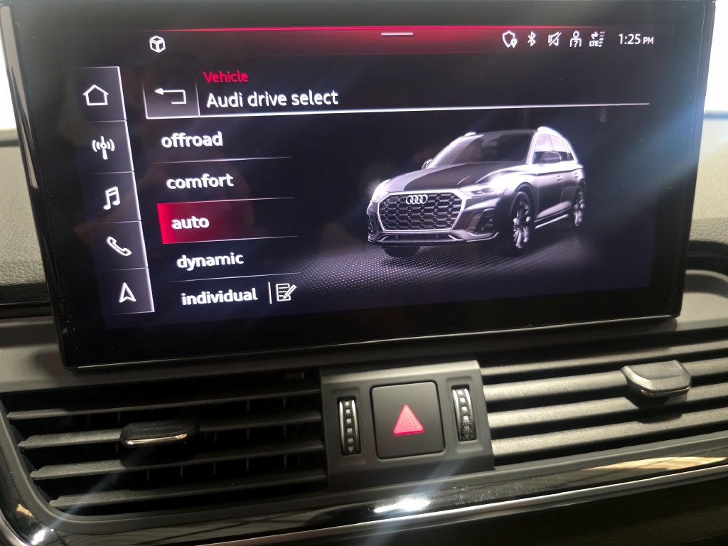 Used 2023 Audi Q5 2.0T Premium Plus w/ Premium Plus Package AWD/4WD image 34