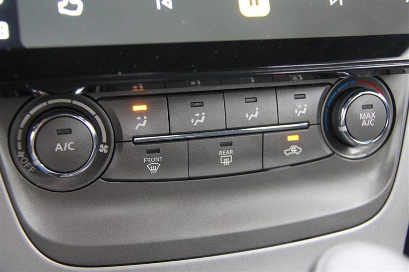 Used 2013 Nissan Sentra S FWD image 29