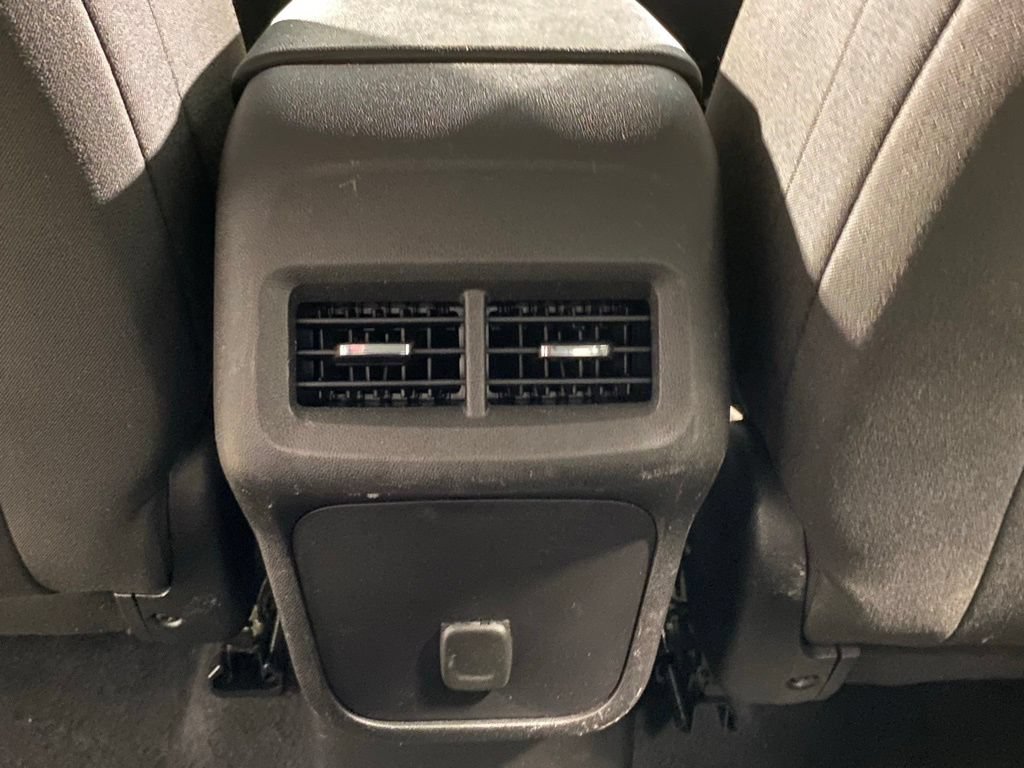 Used 2018 Chevrolet Equinox LS FWD image 27