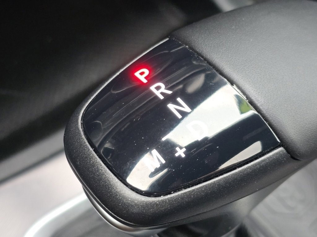 Used 2022 Dodge Charger SXT w/ Navigation & Travel Group image 27