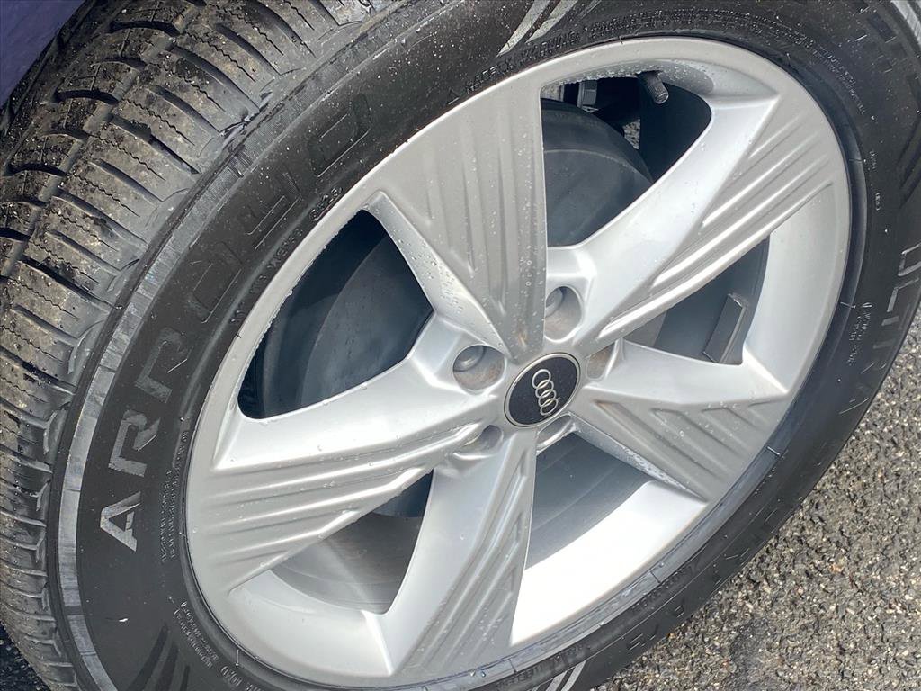 Used 2023 Audi Q4 e-tron Premium image 21