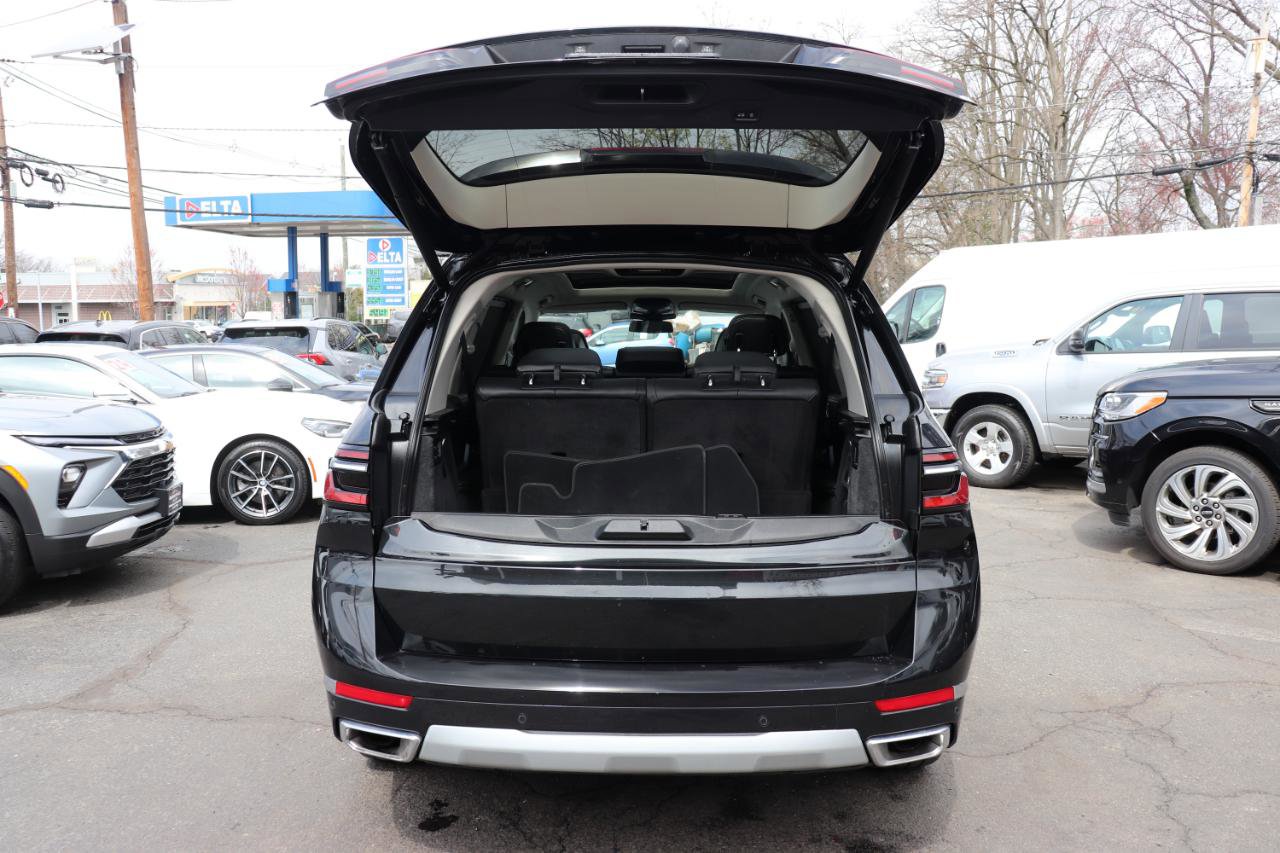 Used 2025 BMW X7 xDrive40i image 76
