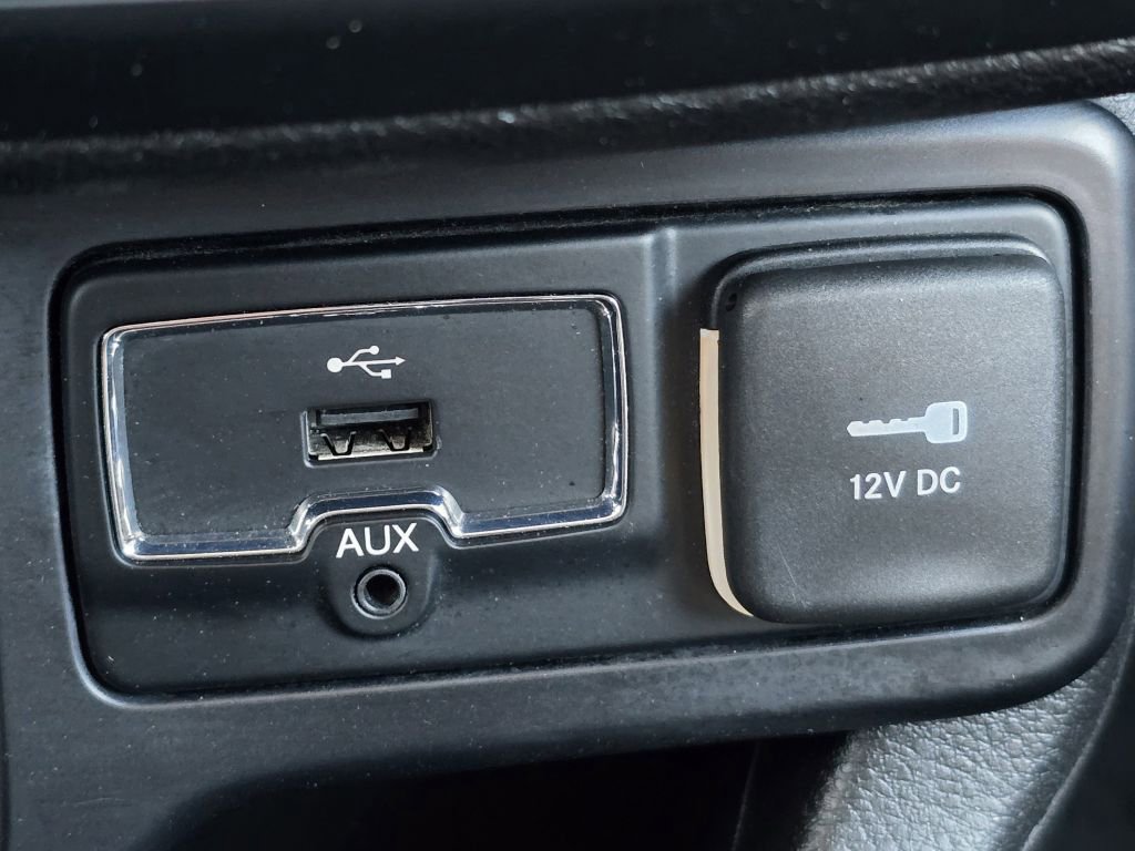 Used 2018 Jeep Renegade Sport w/ Power & Air Group image 8