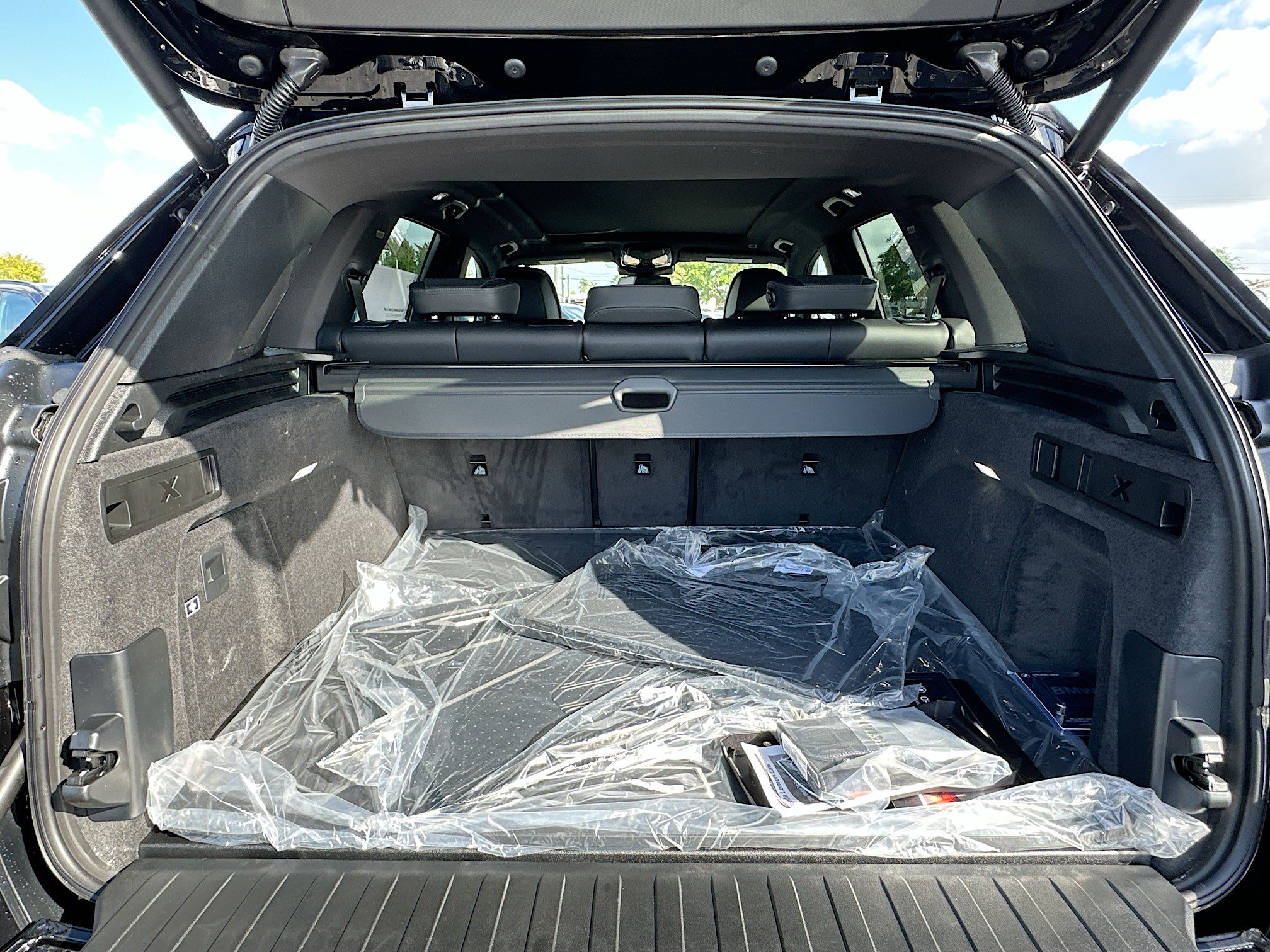 New 2026 BMW X5 sDrive40i w/ M Sport Package image 21