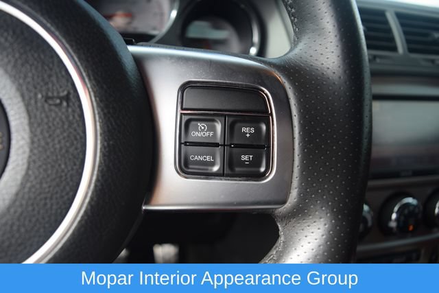 Used 2012 Dodge Challenger SRT8 w/ Premium Sound Group RWD image 5