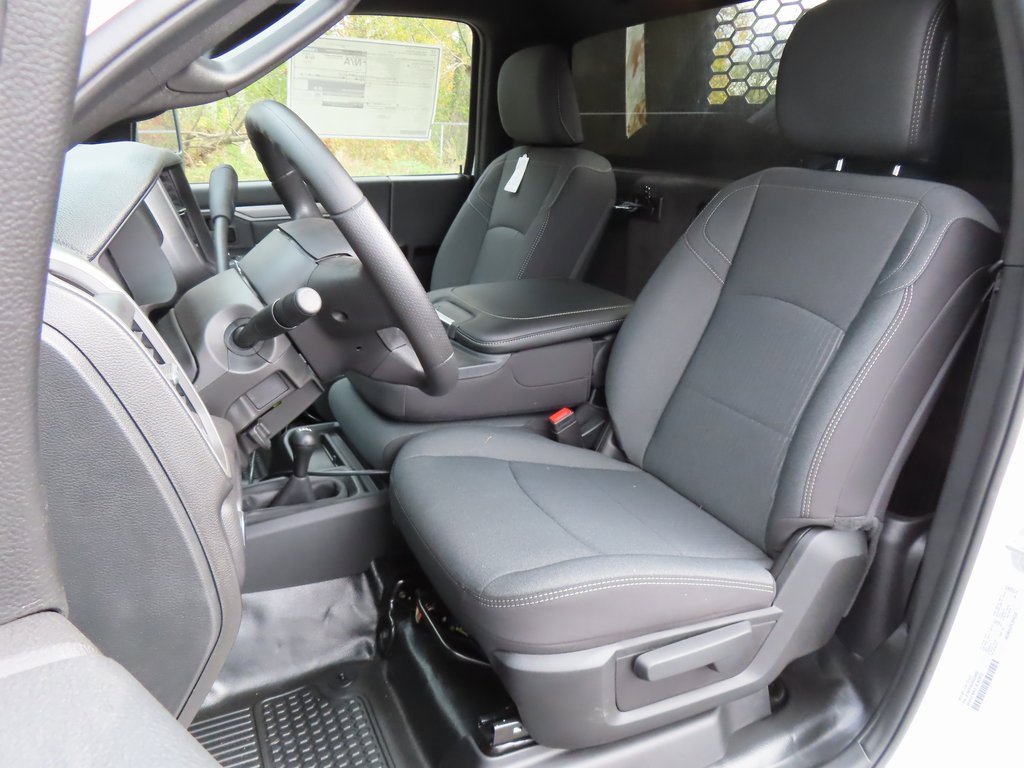 New 2024 RAM 3500 Tradesman image 22