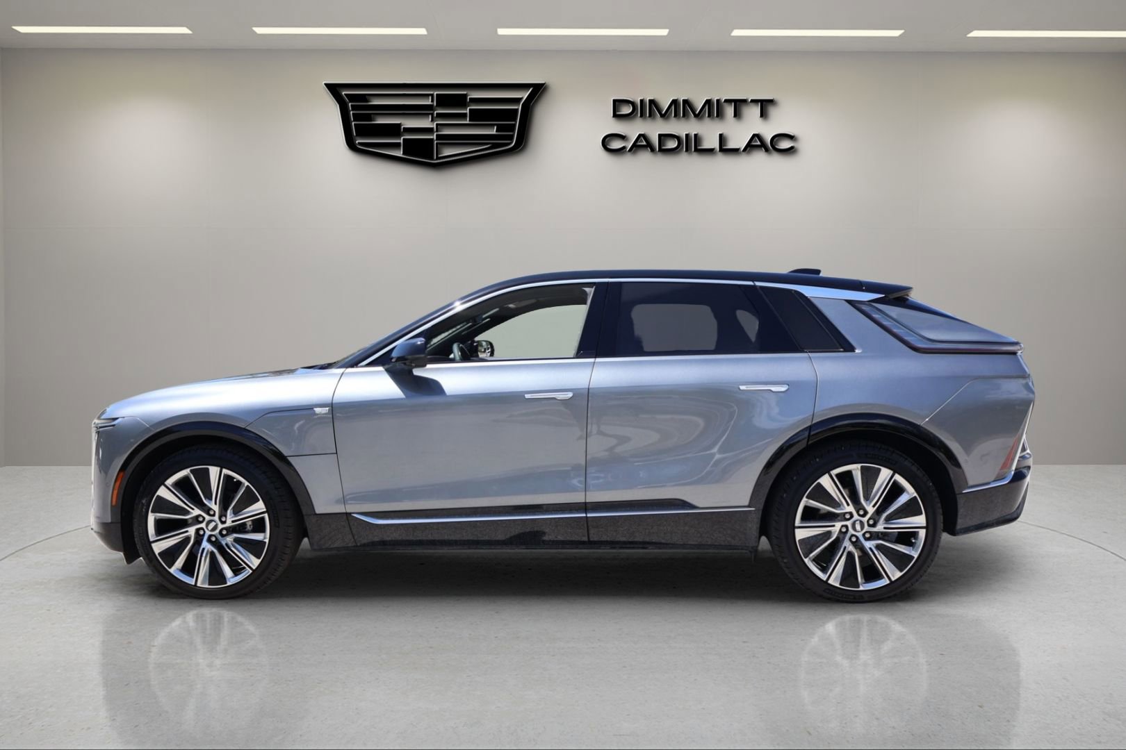 Certified 2023 Cadillac Lyriq 2WD image 2