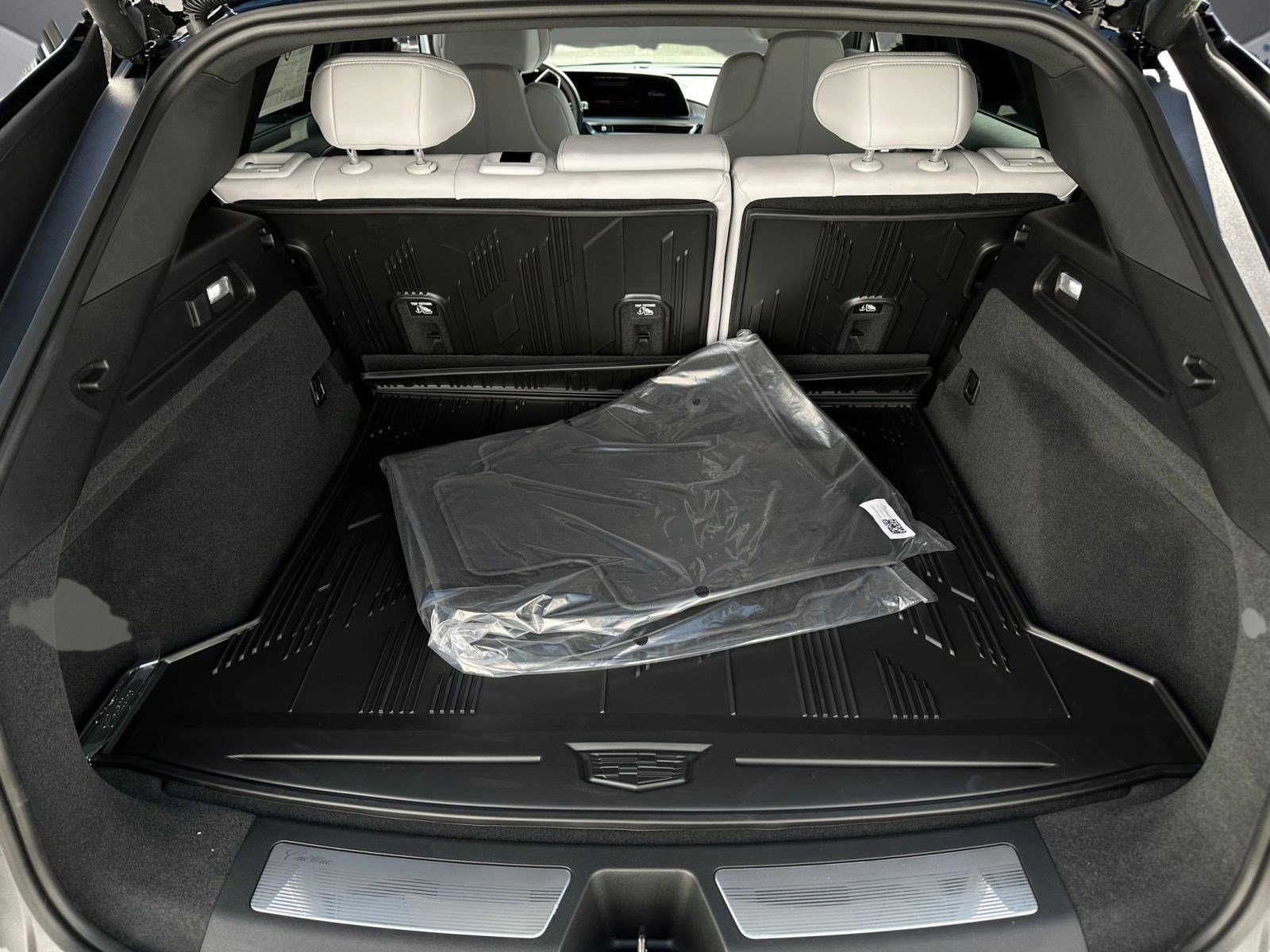 New 2026 Cadillac Lyriq Sport image 24