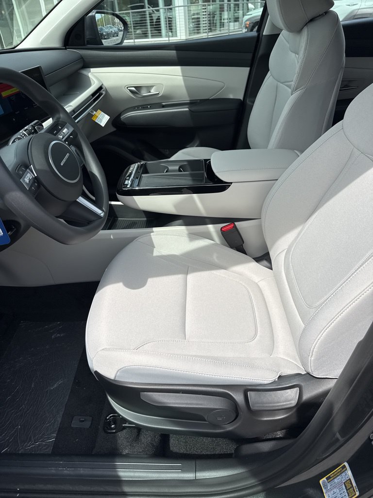 New 2026 Hyundai Tucson Blue SE AWD/4WD image 9