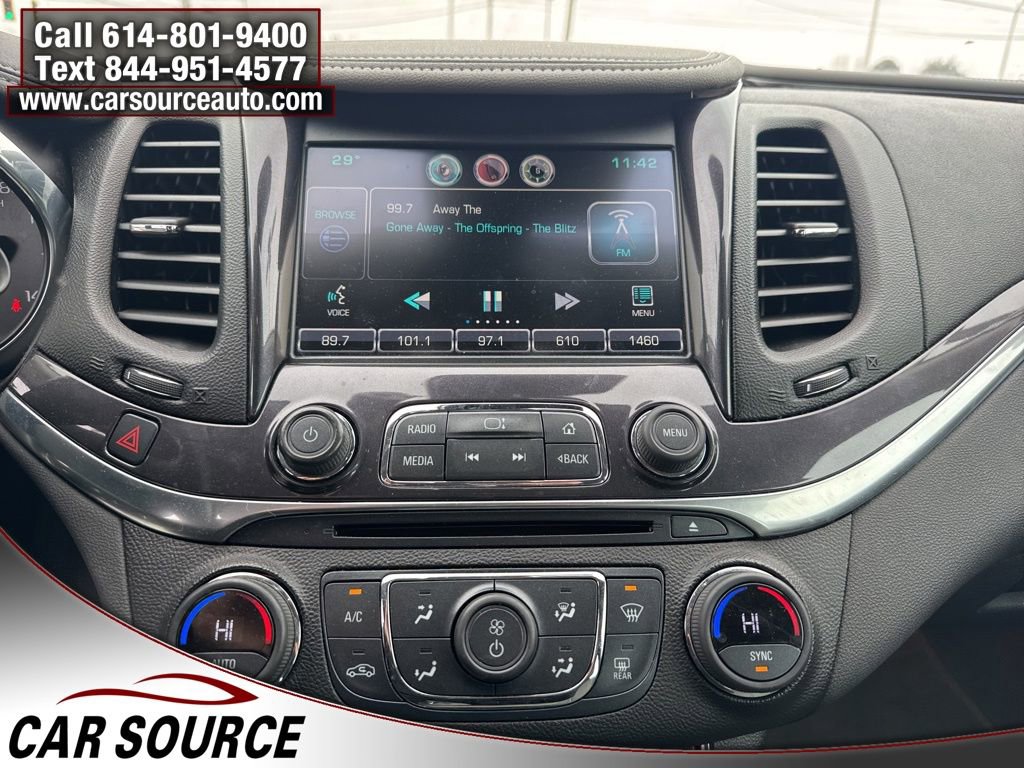 Used 2015 Chevrolet Impala LT w/ Convenience Package image 13