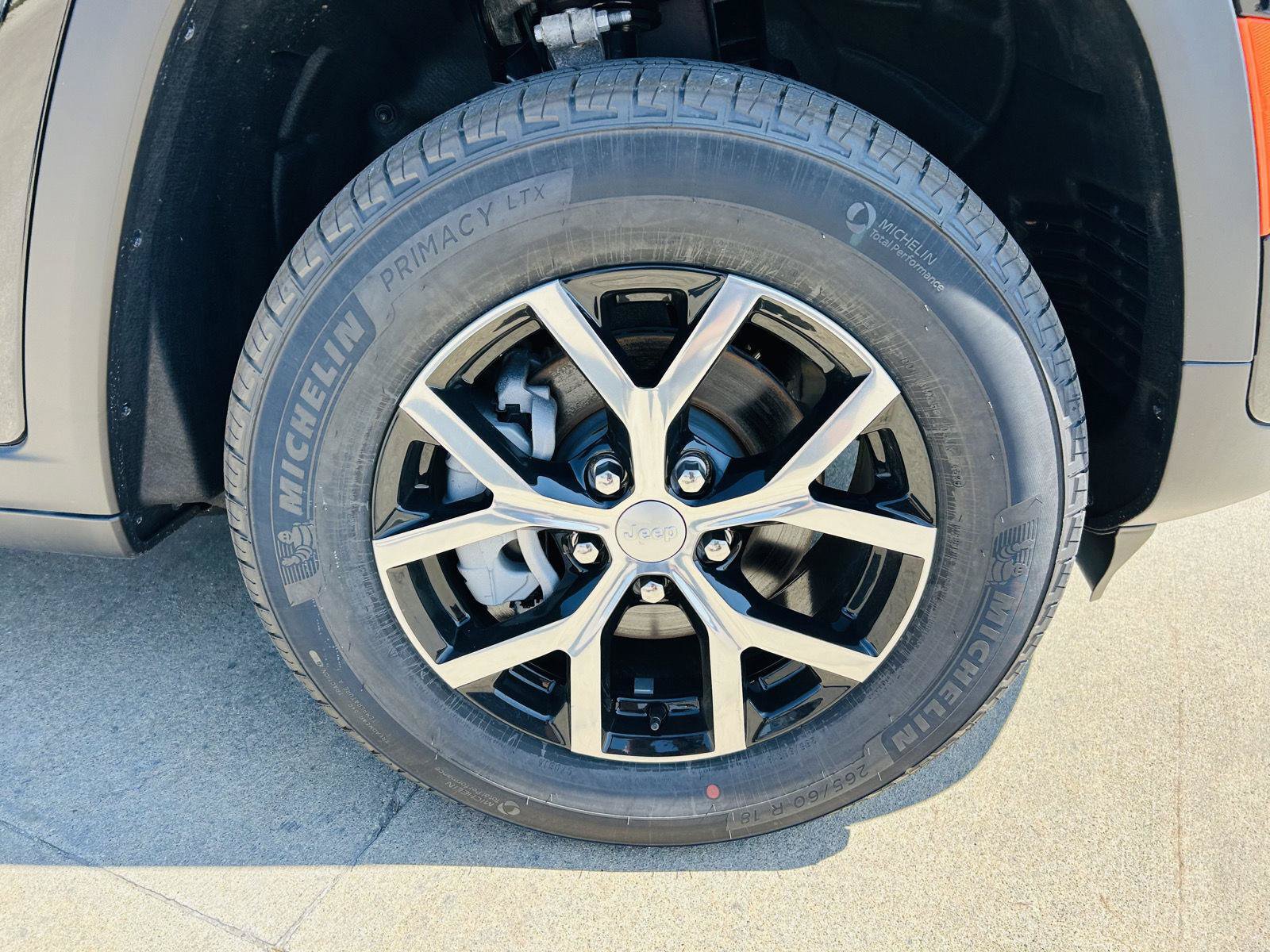 New 2025 Jeep Grand Cherokee Limited AWD/4WD image 42