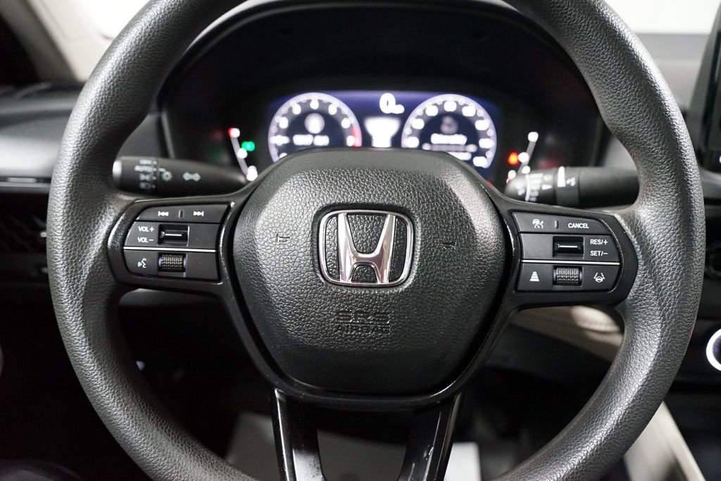 Used 2025 Honda Accord LX image 12