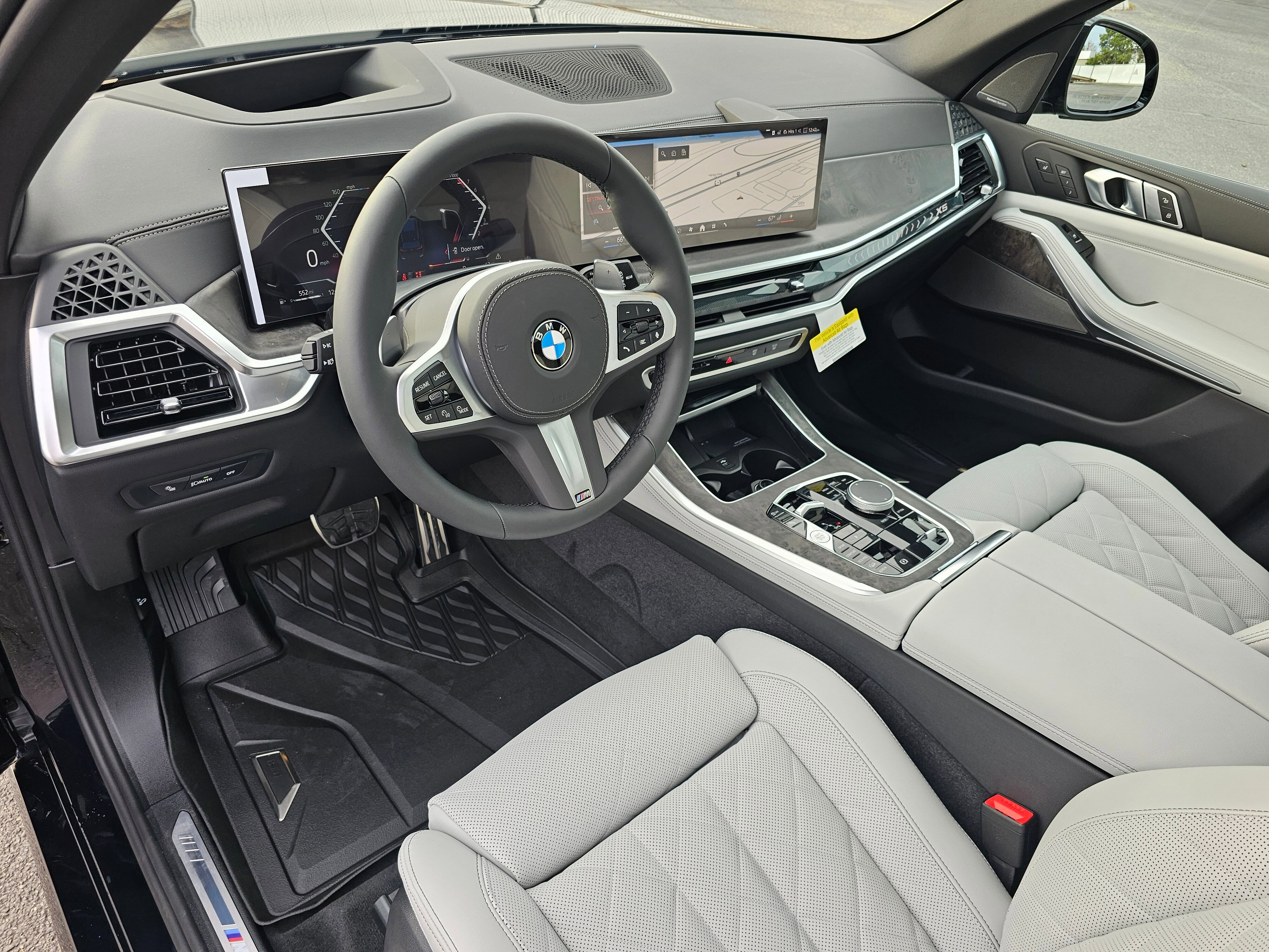 New 2026 BMW X5 xDrive40i w/ M Sport Package image 2