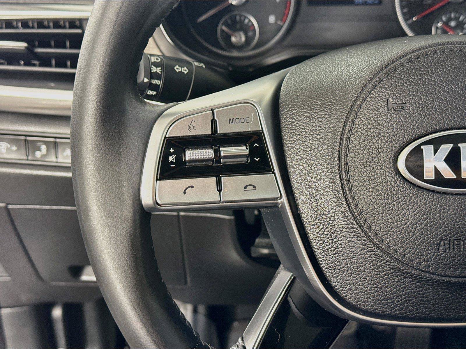 Used 2021 Kia Telluride EX w/ EX Premium Package FWD image 18