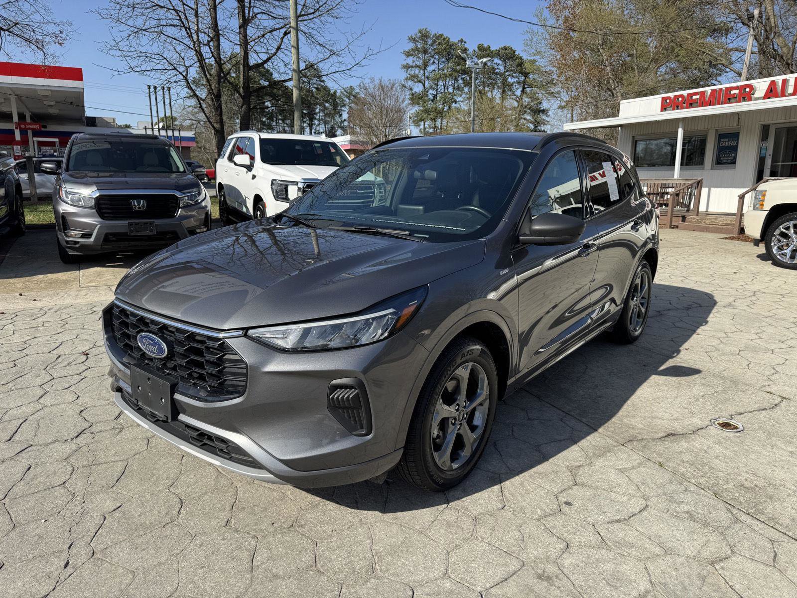 Used 2024 Ford Escape ST-Line image 8