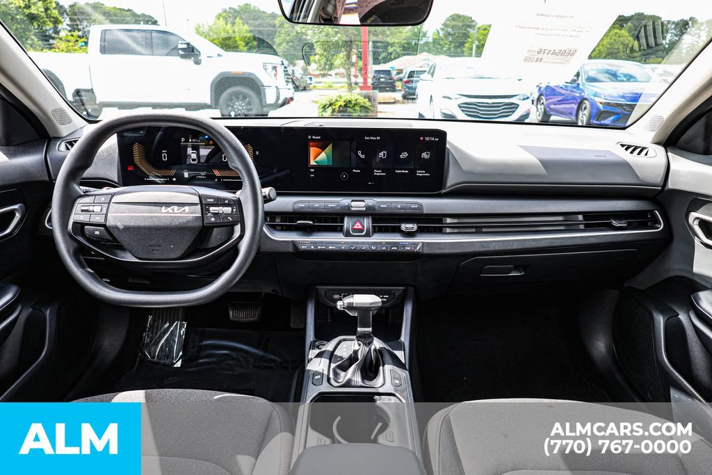 Used 2025 Kia K4 FWD image 28