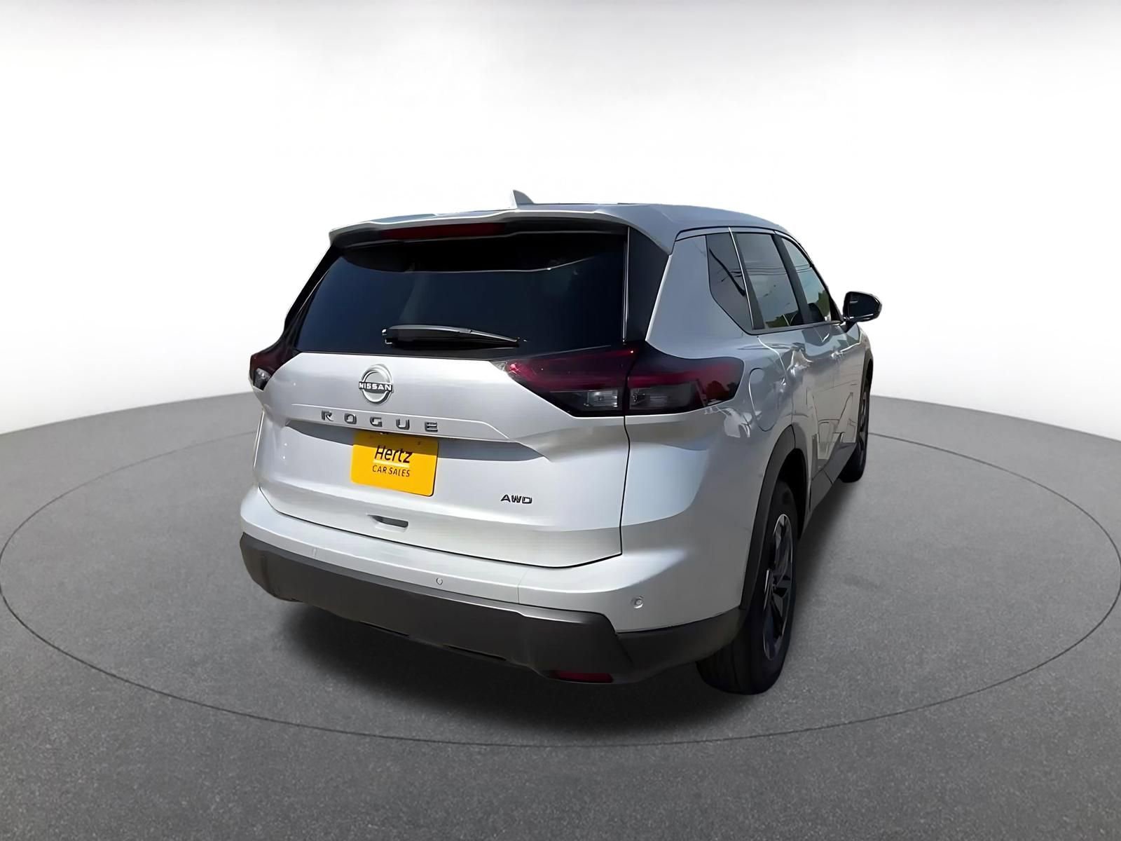 Used 2025 Nissan Rogue SV AWD/4WD image 20