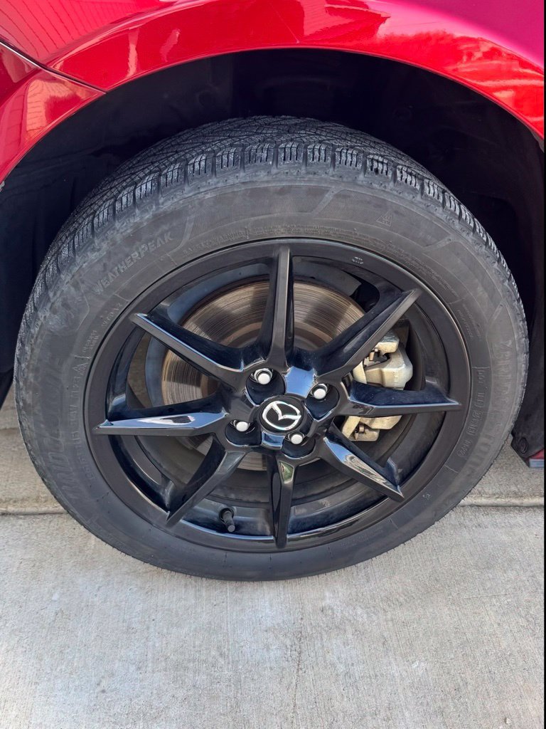 Used 2021 MAZDA MX-5 Miata Sport RWD image 18