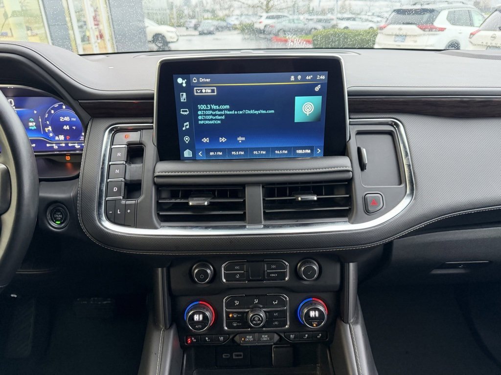 Used 2023 Chevrolet Suburban Premier image 22