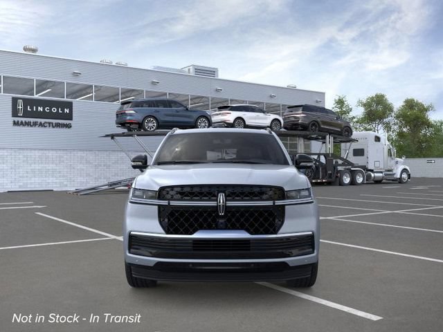 New 2026 Lincoln Navigator Reserve w/ Jet Appearance Package AWD/4WD image 6