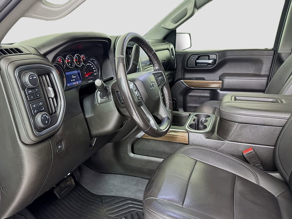 Used 2022 Chevrolet Silverado 1500 LT Trail Boss w/ Convenience Package II AWD/4WD image 10