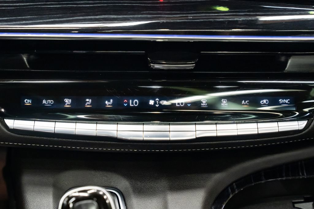 Used 2021 Cadillac Escalade Sport AWD/4WD image 13