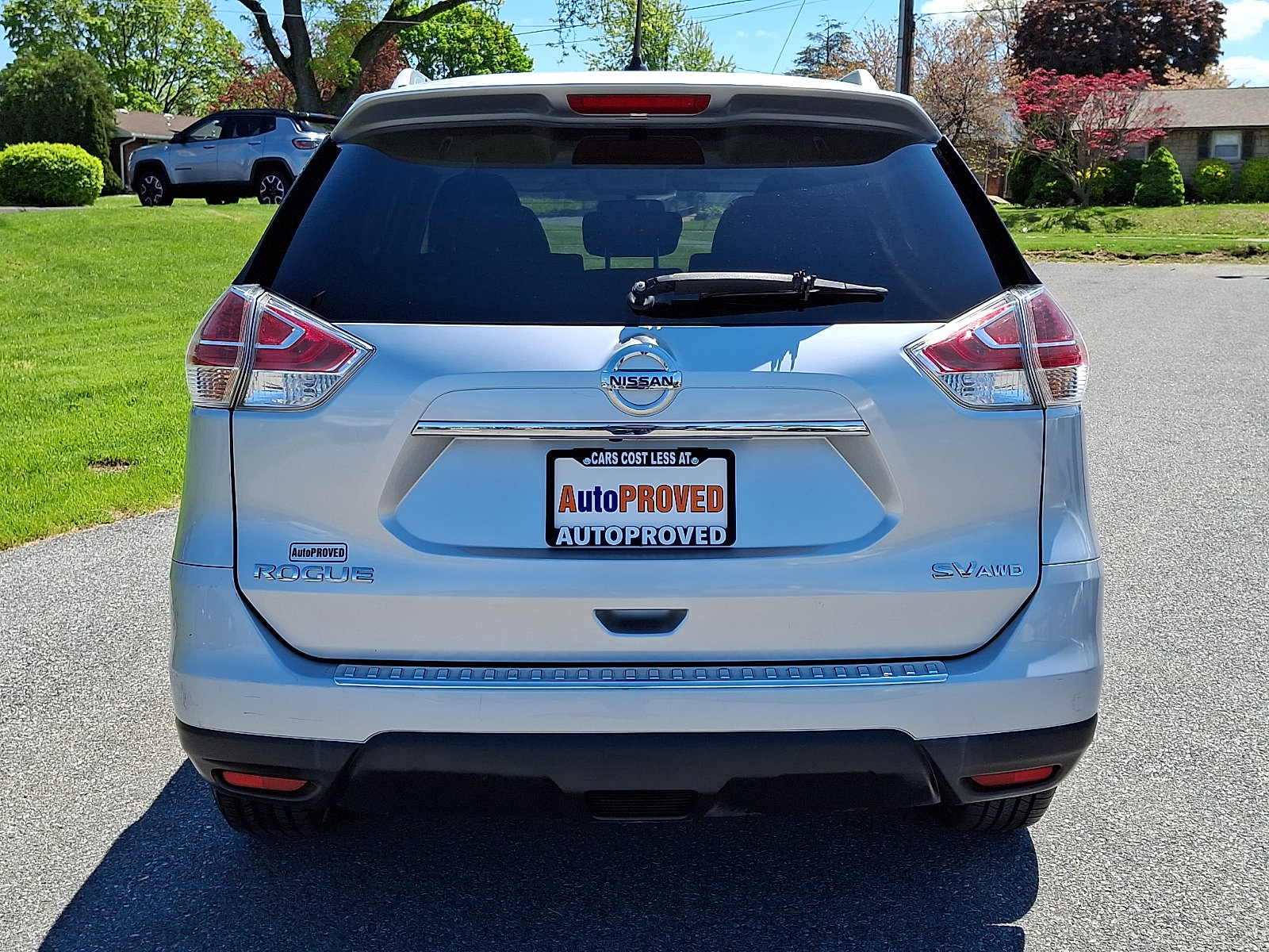 Used 2016 Nissan Rogue SV AWD/4WD image 5