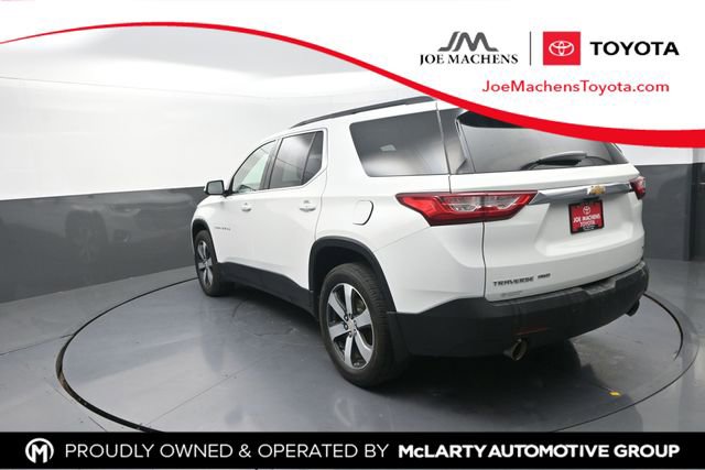 Used 2019 Chevrolet Traverse LT w/ LT Premium Package AWD/4WD image 1