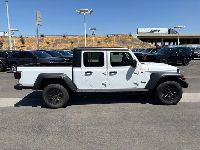 New 2026 Jeep Gladiator Sport AWD/4WD image 8