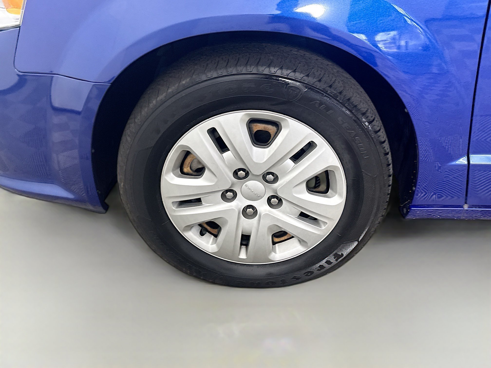 Used 2019 Dodge Grand Caravan SE FWD image 35