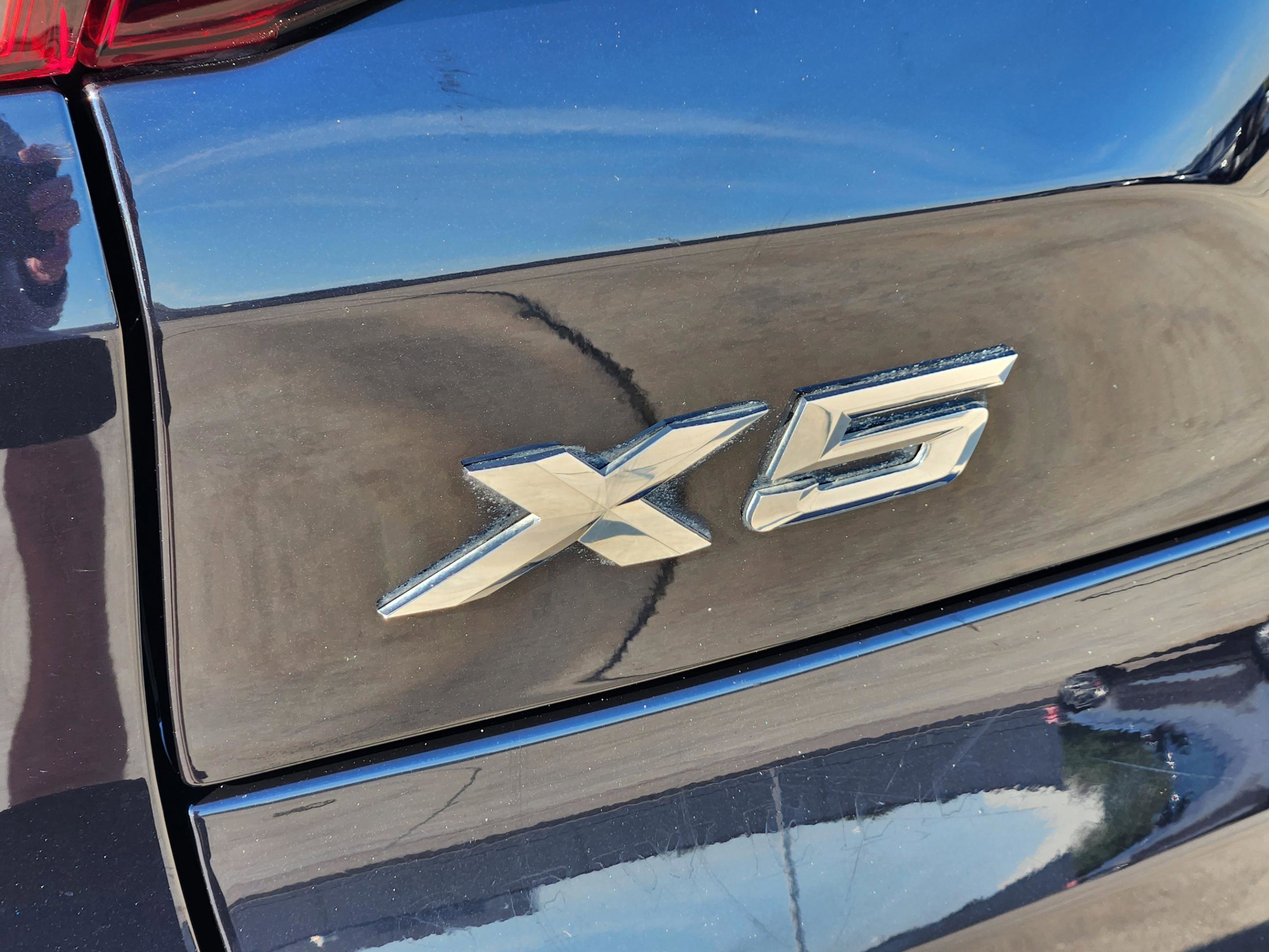 Used 2022 BMW X5 xDrive40i w/ M Sport Package AWD/4WD image 37