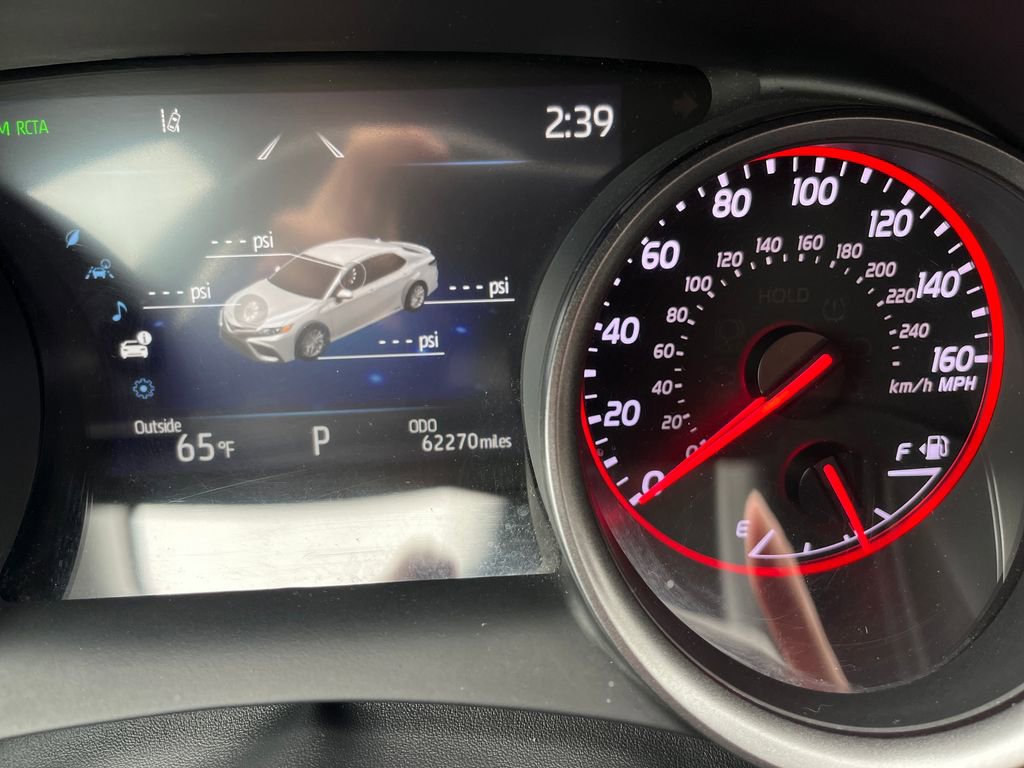 Used 2023 Toyota Camry XSE image 32