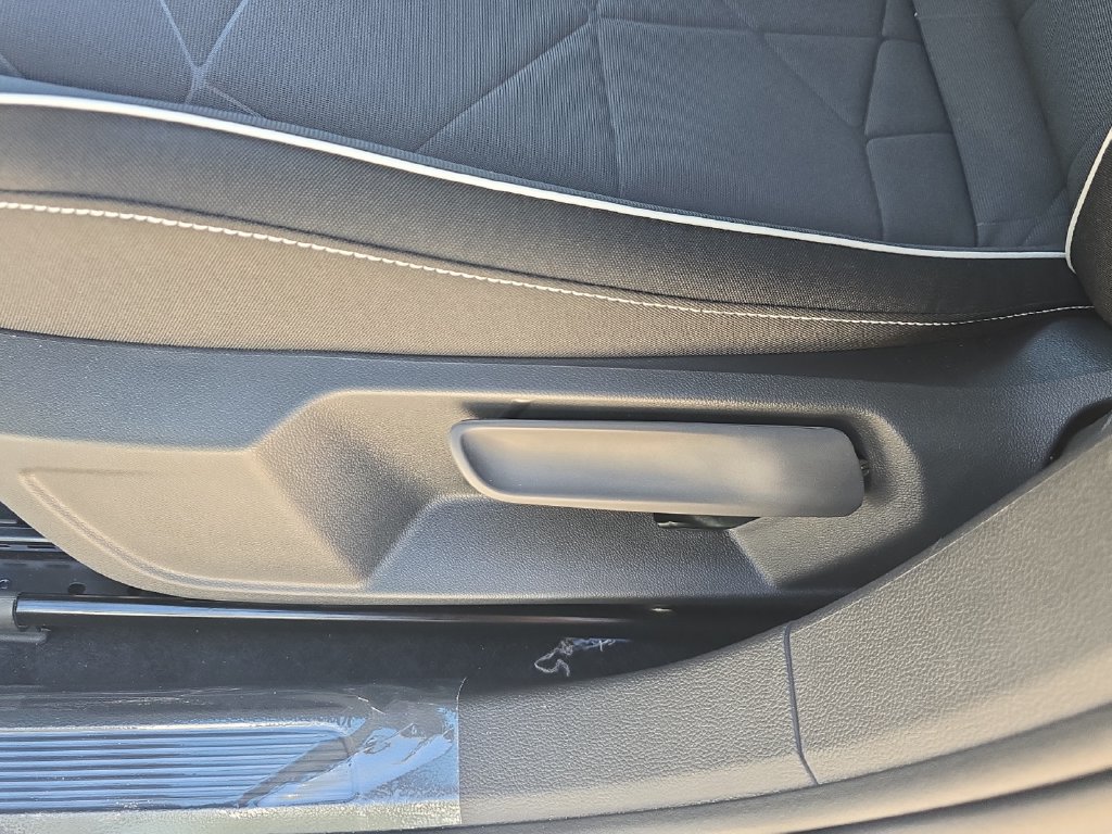 New 2027 Volkswagen Jetta Sport FWD image 19