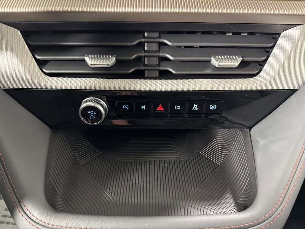 New 2026 Ford Explorer Active w/ Active Comfort Package image 27