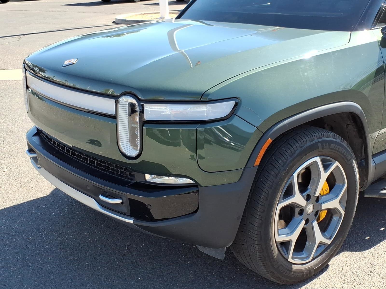 Used 2023 Rivian R1S Adventure image 6