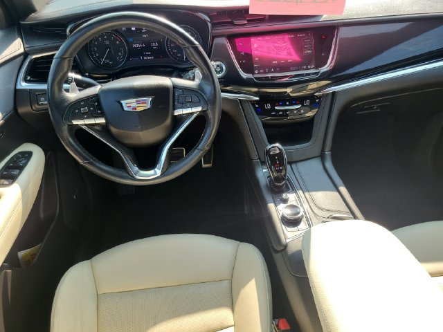 Certified 2024 Cadillac XT6 Sport w/ Technology Package AWD/4WD image 35