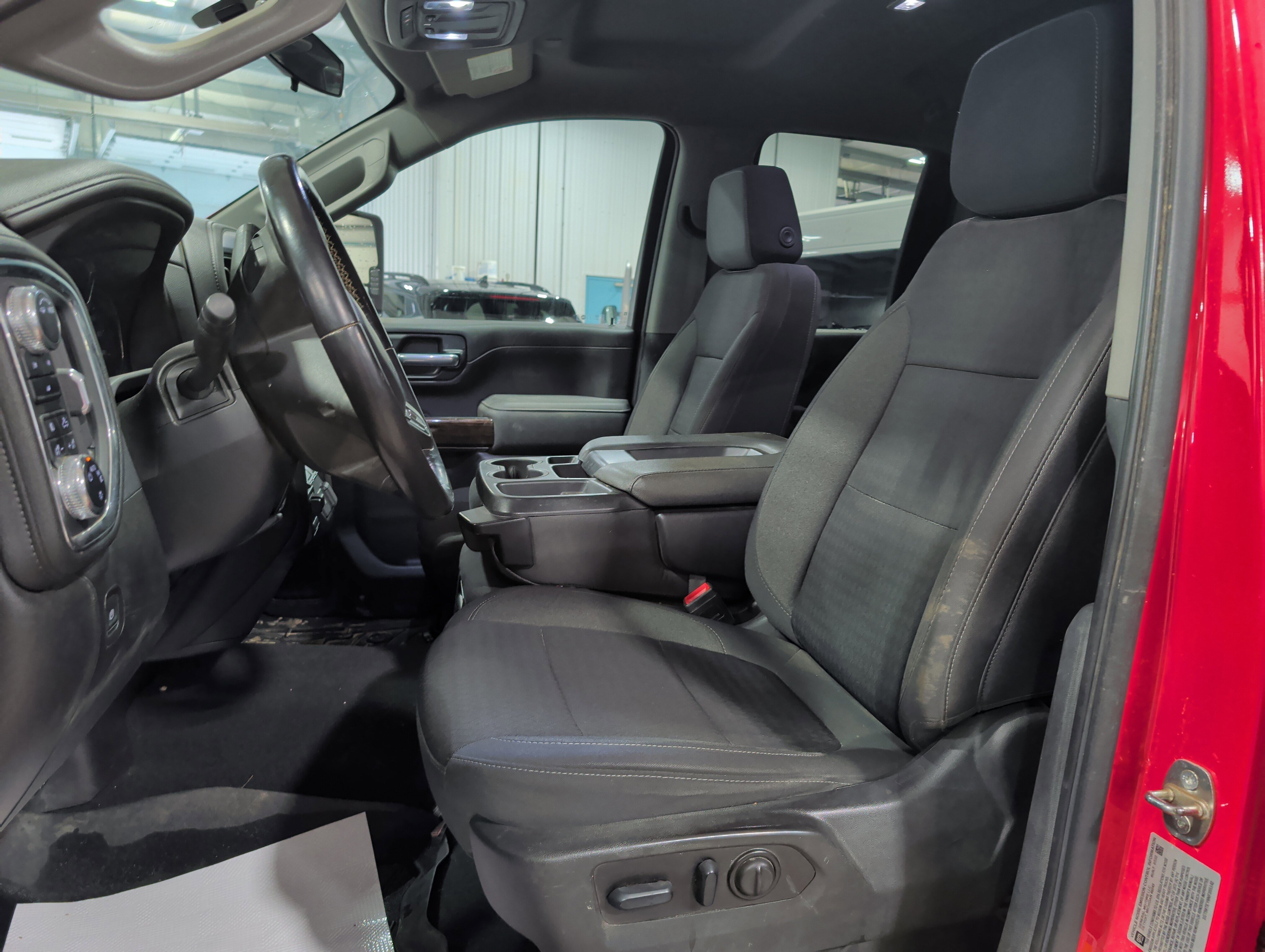 Used 2022 GMC Sierra 3500 SLE w/ SLE Value Package image 7