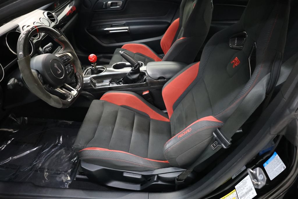 Used 2019 Ford Mustang Shelby GT350R w/ GT350R Equipment Group 920A RWD image 79