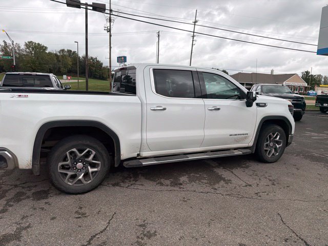 Used 2025 GMC Sierra 1500 SLT w/ SLT Premium Package AWD/4WD image 16