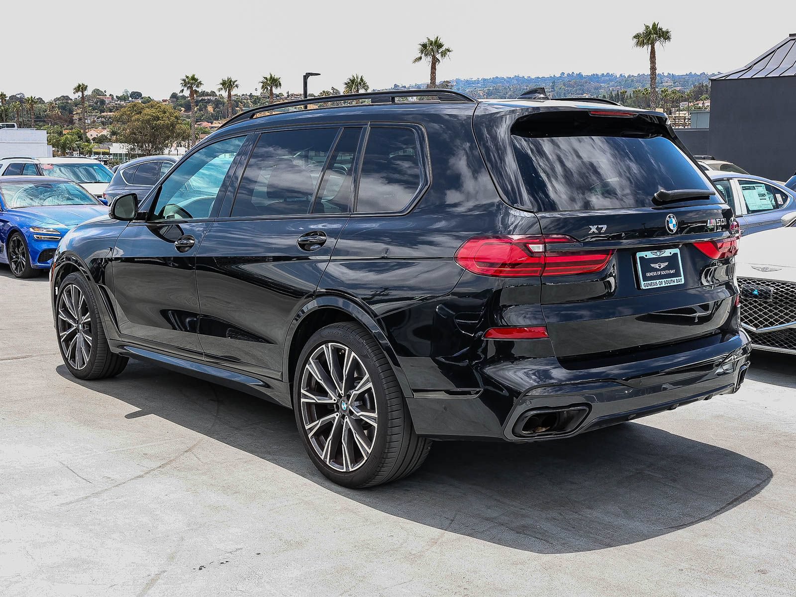 Used 2021 BMW X7 M50i AWD/4WD image 6