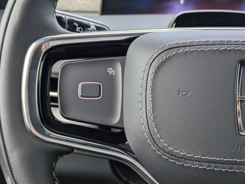 New 2027 Lincoln Navigator Reserve w/ Jet Appearance Package AWD/4WD image 28