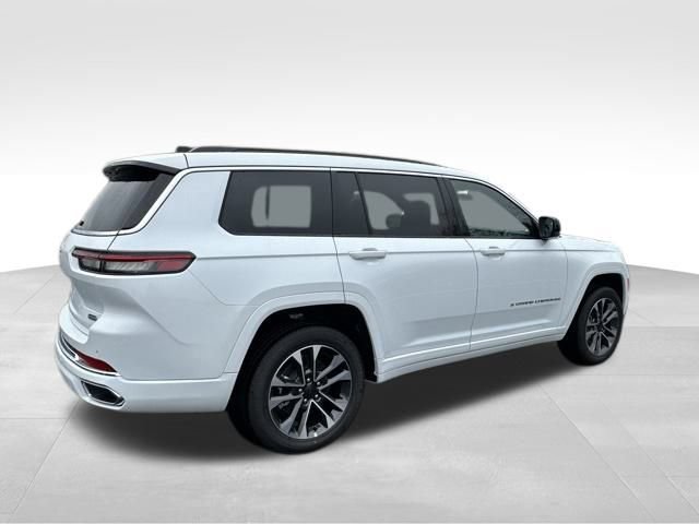 New 2025 Jeep Grand Cherokee L Overland AWD/4WD image 6