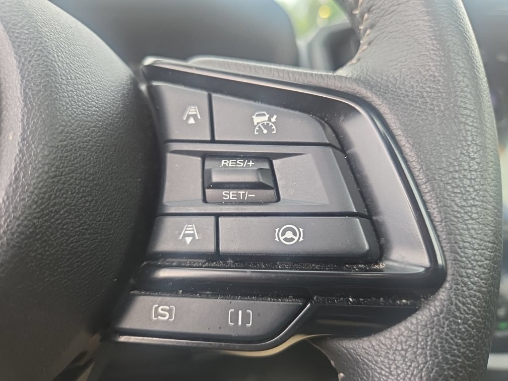 Used 2025 Subaru Forester Premium AWD/4WD image 33