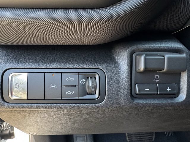 New 2026 Chevrolet Silverado EV LT w/ Plus Package AWD/4WD image 18