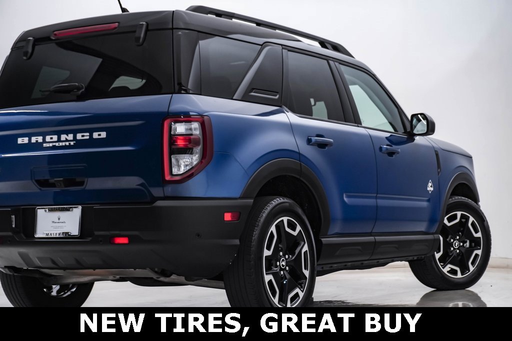 Used 2024 Ford Bronco Sport Outer Banks image 10